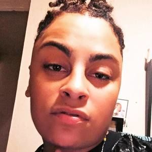 Meet your Posher, Tonia